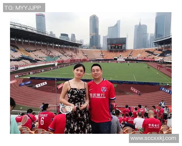 重庆力帆迎战青岛队全力争胜展现球队实力与斗志